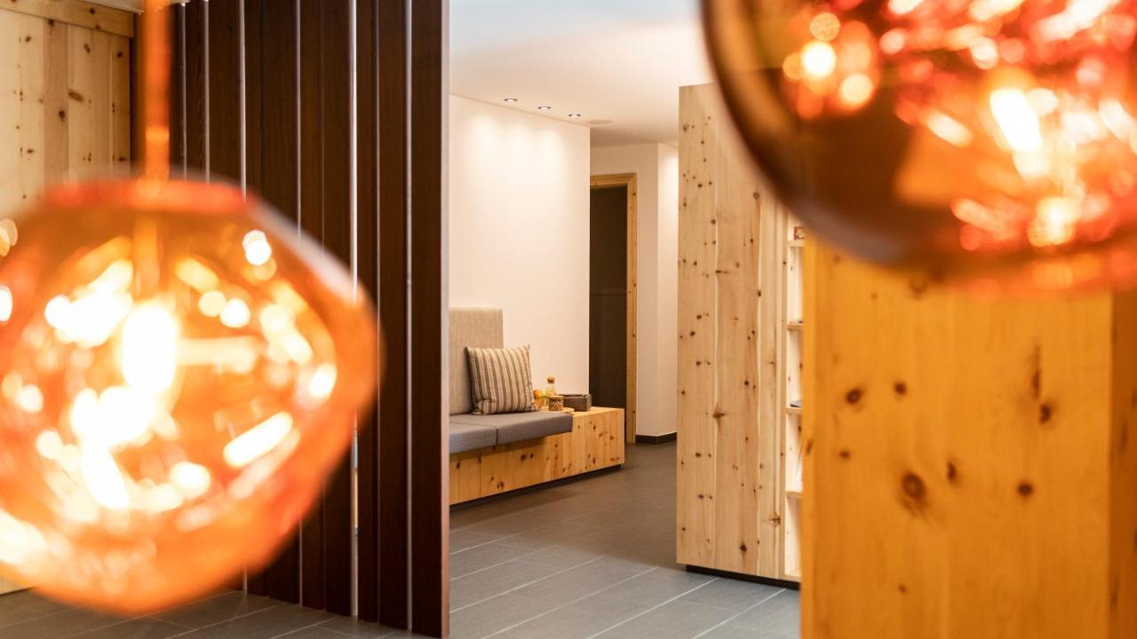 Natura Boutique Chalet Wellness Spa Dobbiaco Kültér fotó
