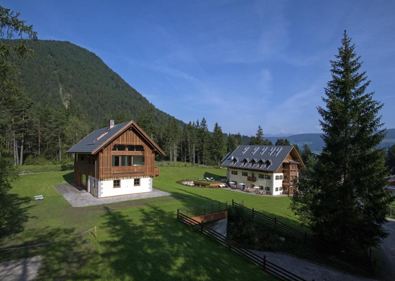 Natura Boutique Chalet Wellness Spa Dobbiaco Kültér fotó